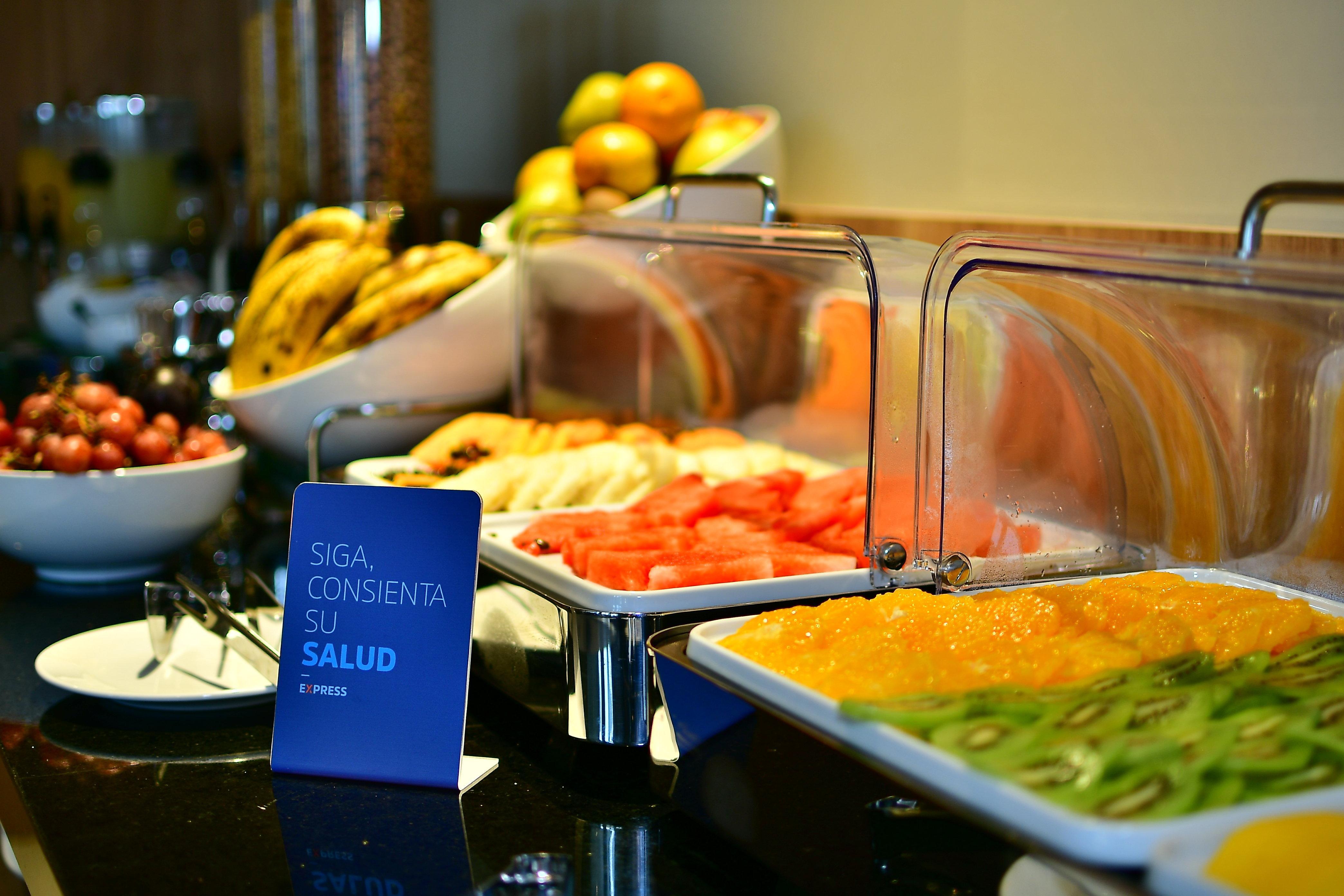Holiday Inn Express Asuncion Aviadores By Ihg Esterno foto