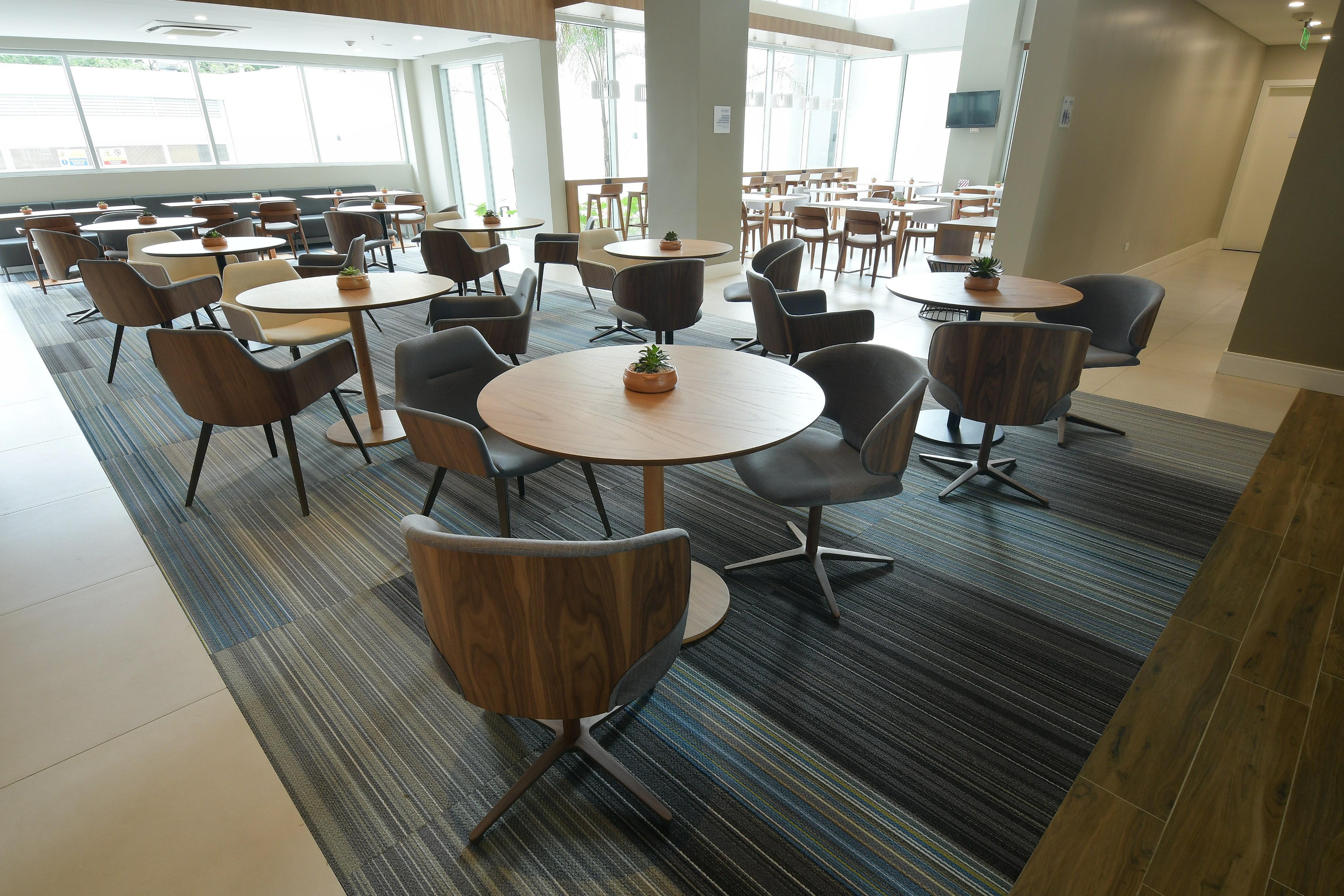Holiday Inn Express Asuncion Aviadores By Ihg Esterno foto