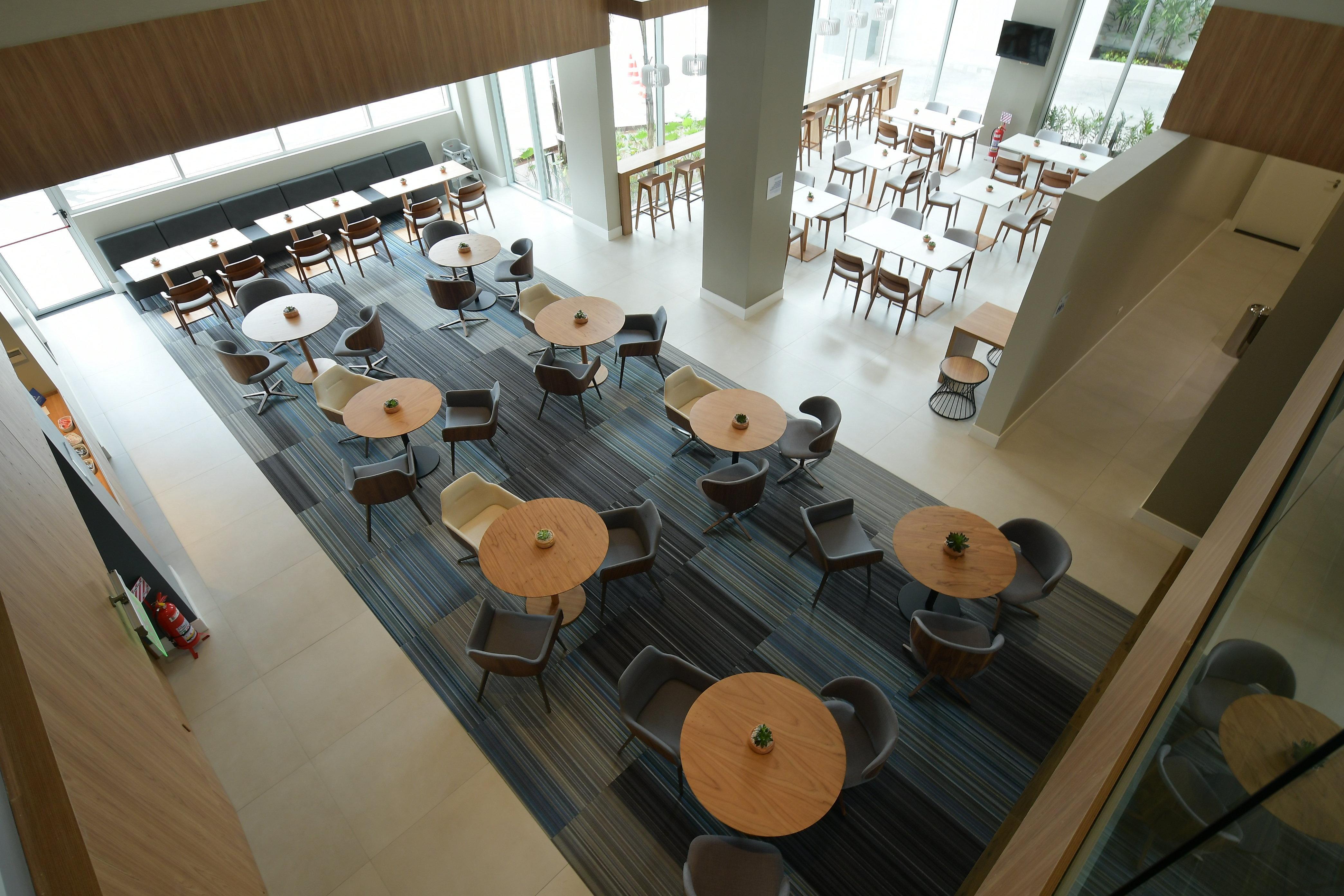 Holiday Inn Express Asuncion Aviadores By Ihg Esterno foto