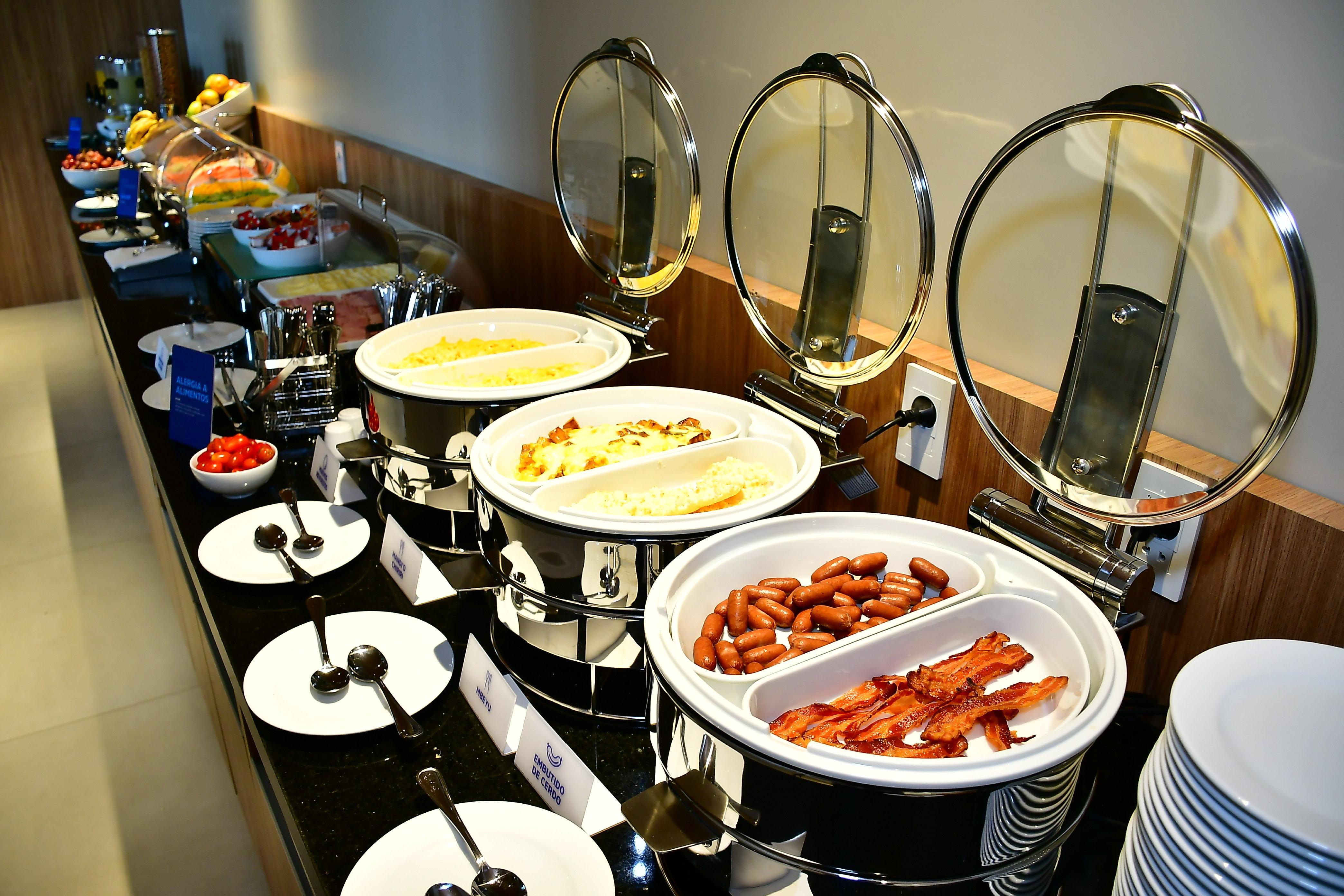 Holiday Inn Express Asuncion Aviadores By Ihg Esterno foto