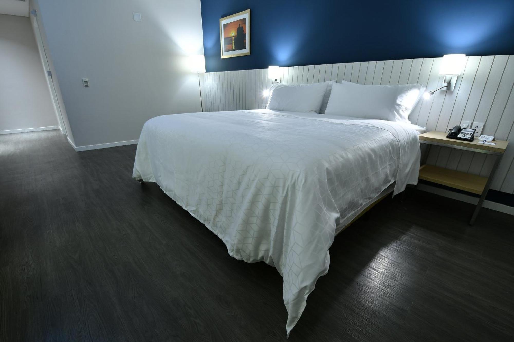 Holiday Inn Express Asuncion Aviadores By Ihg Esterno foto