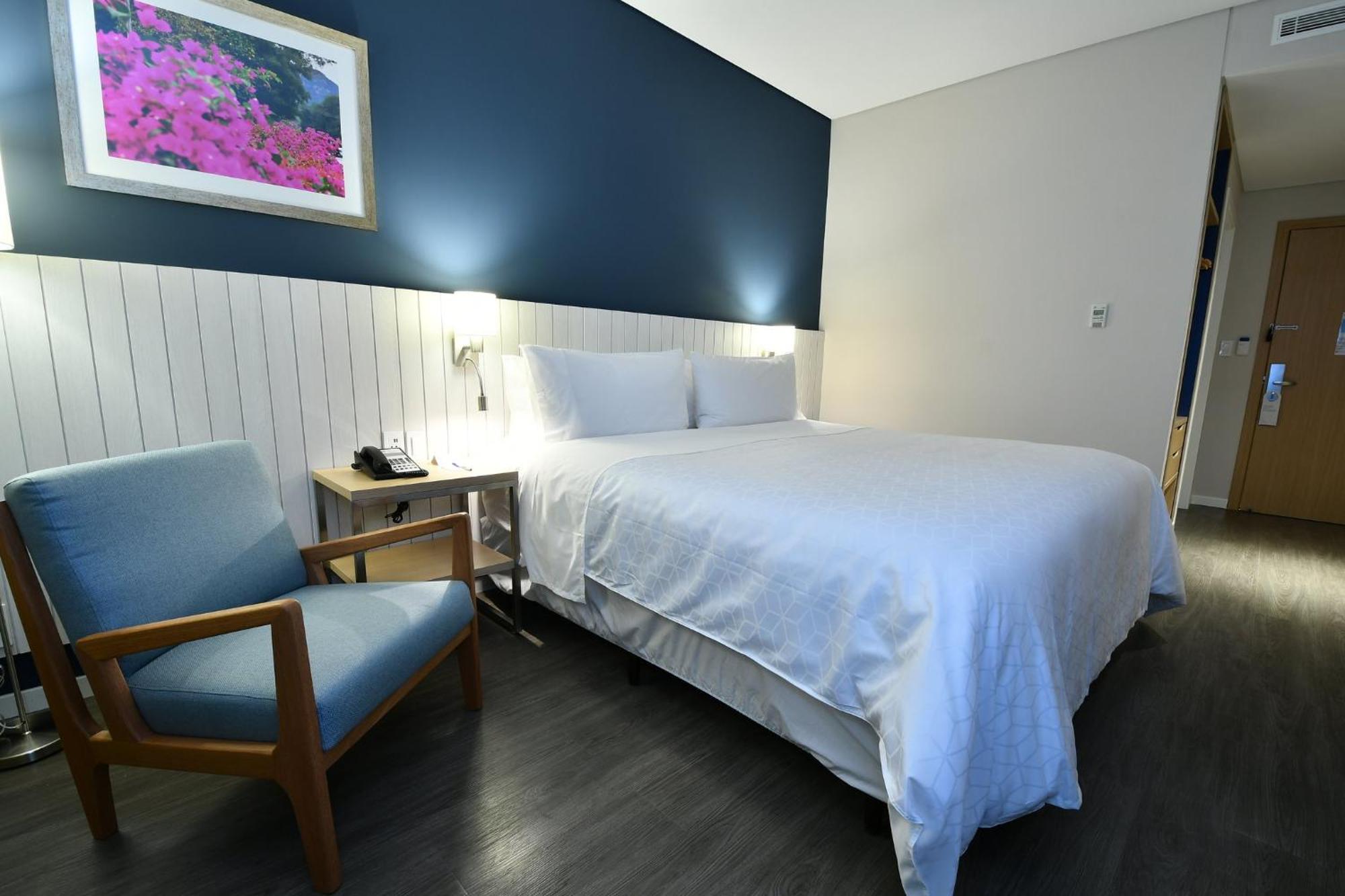Holiday Inn Express Asuncion Aviadores By Ihg Esterno foto