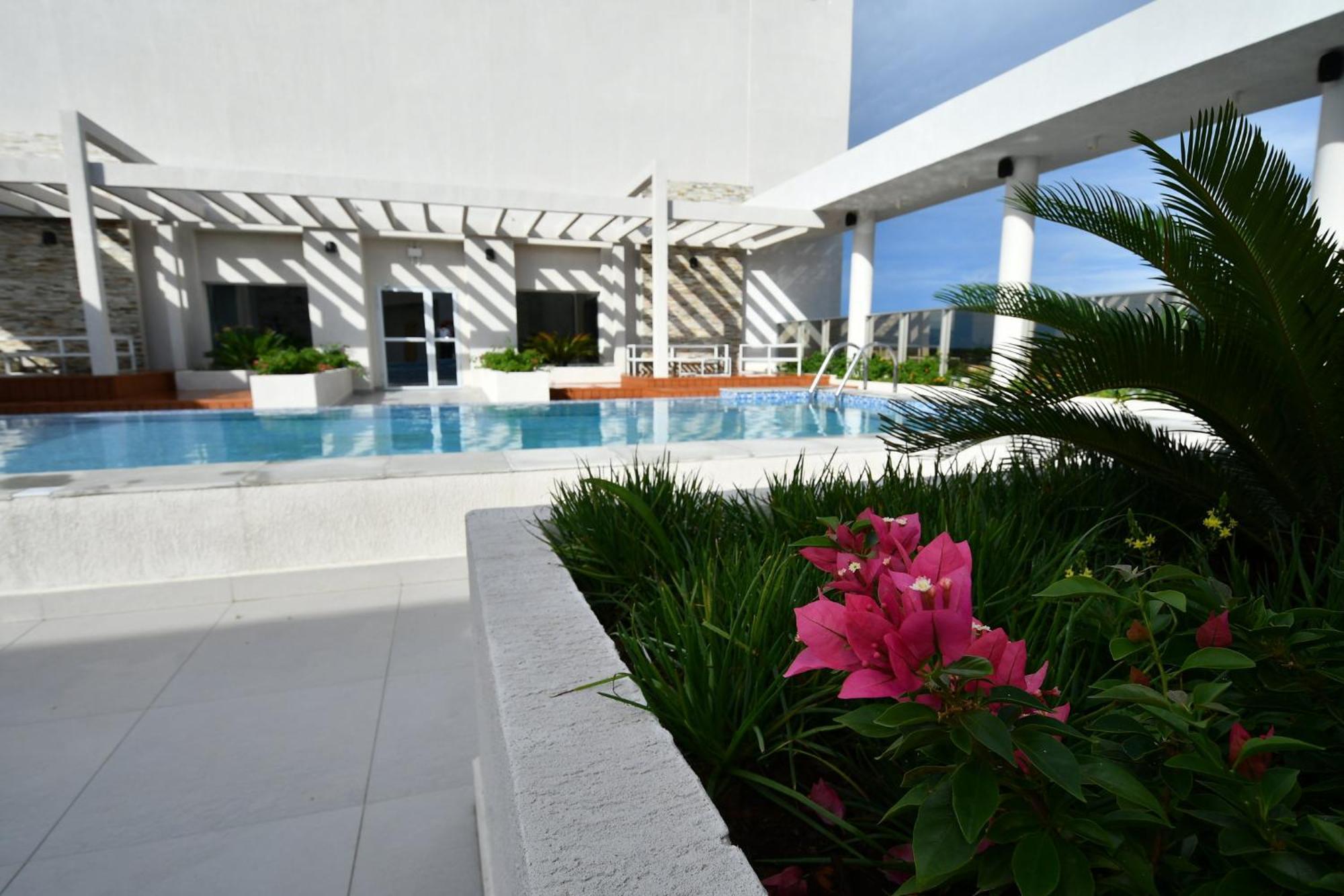 Holiday Inn Express Asuncion Aviadores By Ihg Esterno foto