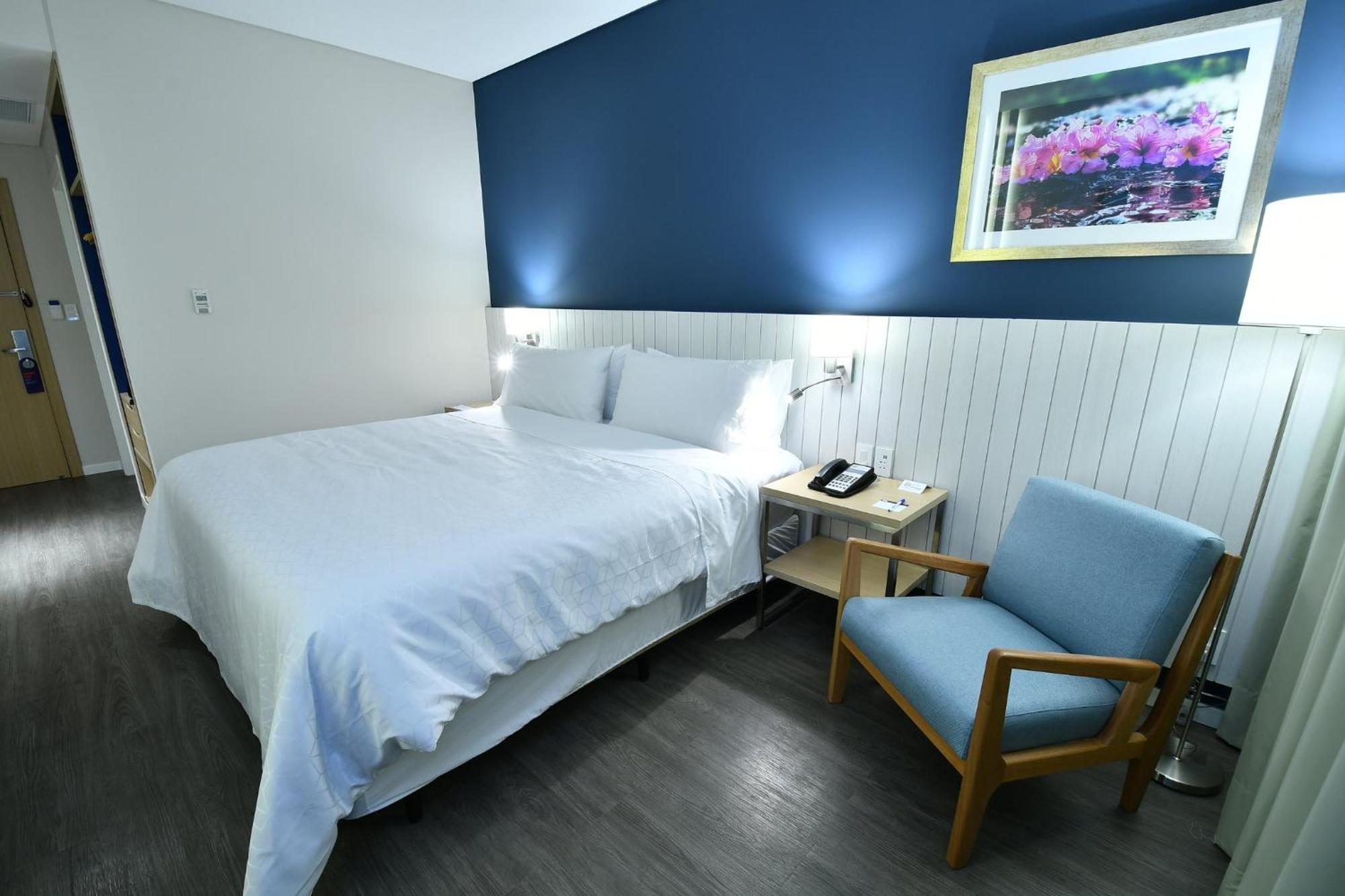 Holiday Inn Express Asuncion Aviadores By Ihg Esterno foto