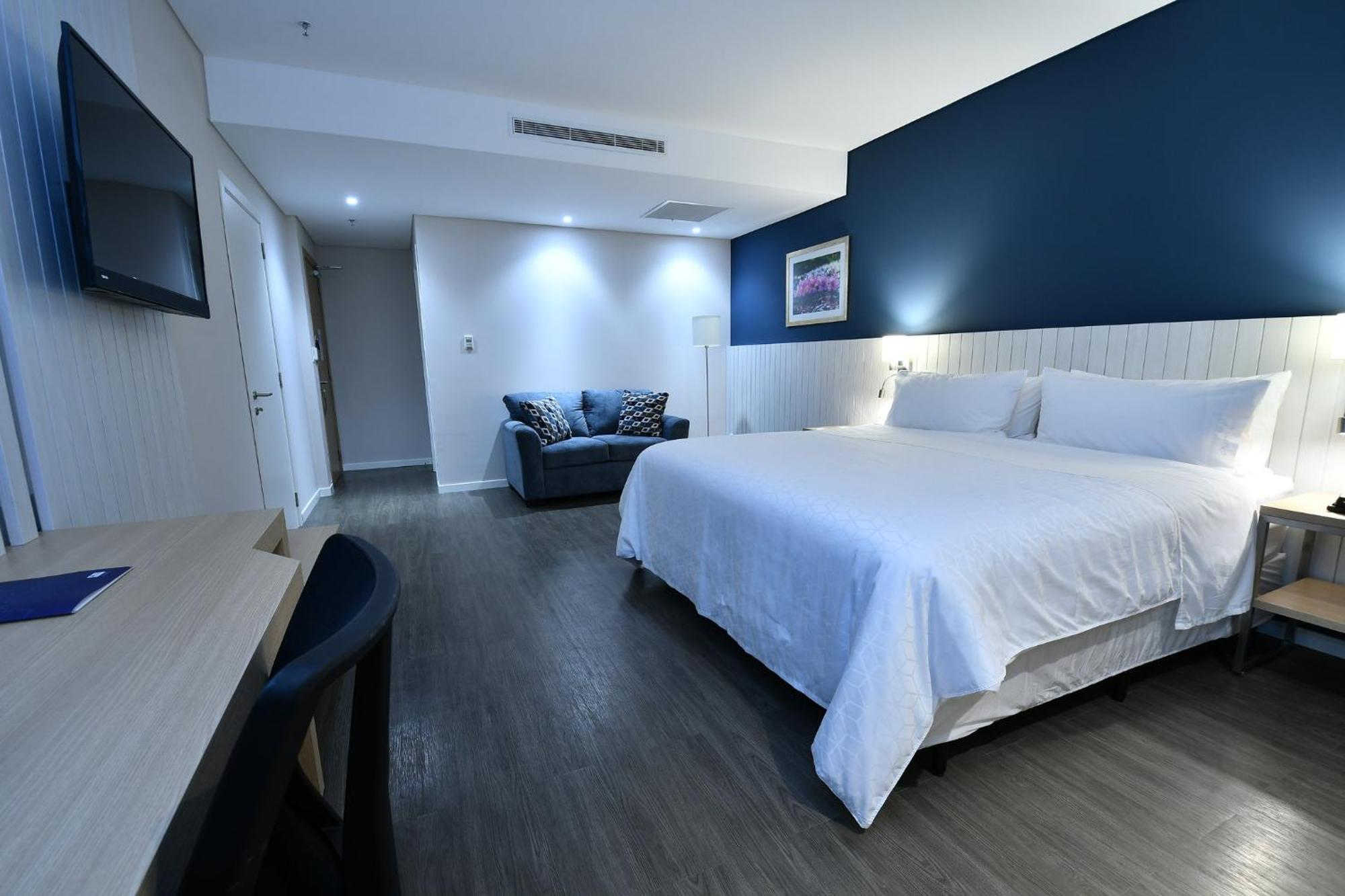 Holiday Inn Express Asuncion Aviadores By Ihg Esterno foto